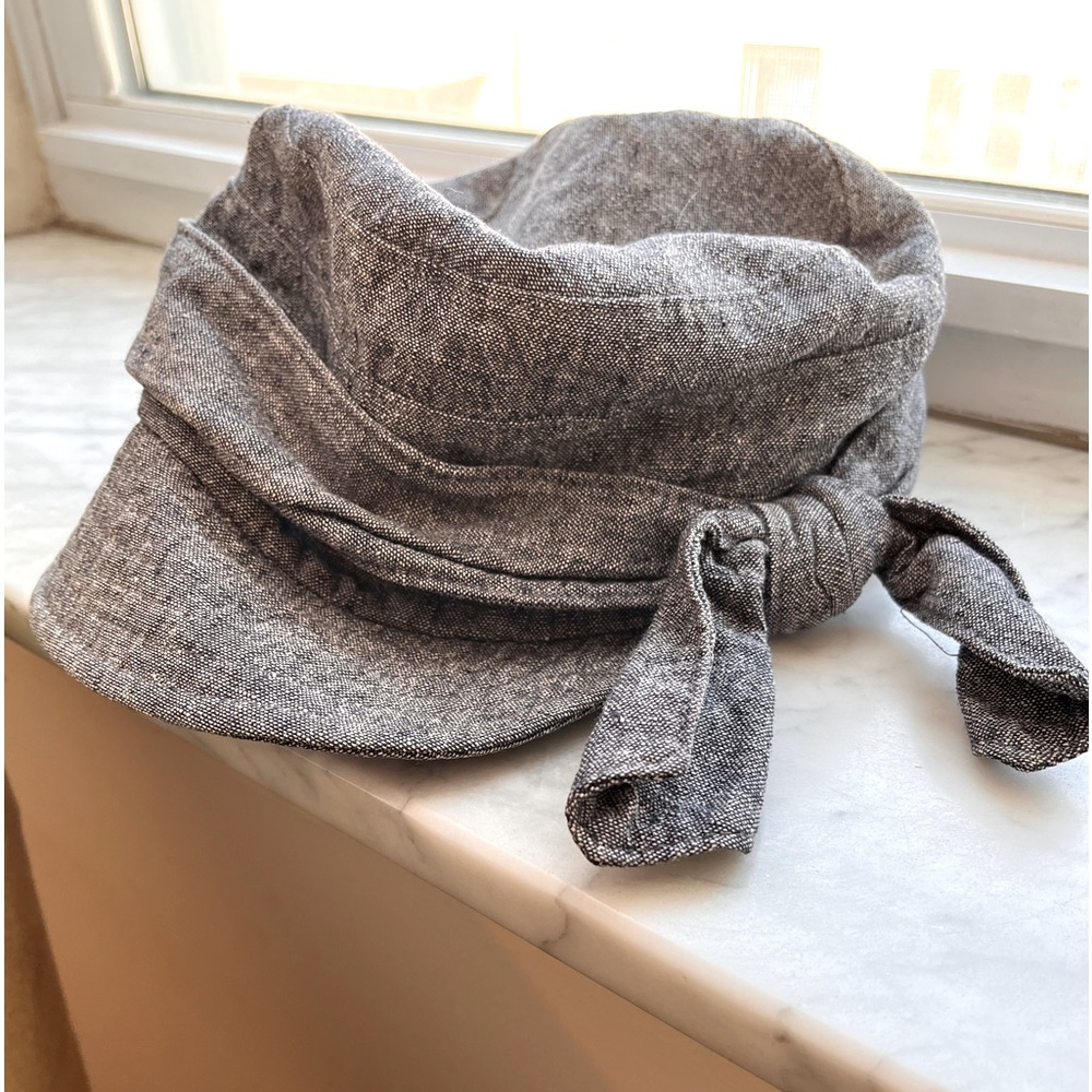 Brooklyn industries grey hat with bow